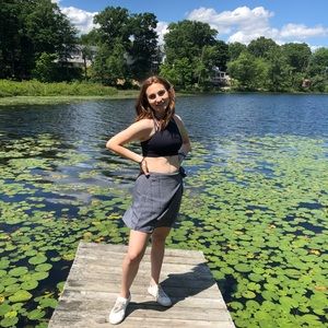 Meet your Posher, Megan